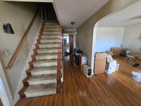 129 W Hill Road Gardiner ME 04345