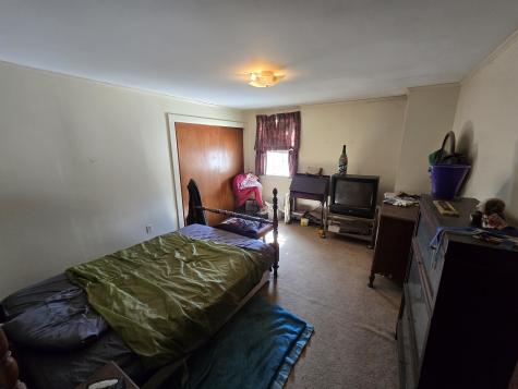 129 W Hill Road Gardiner ME 04345