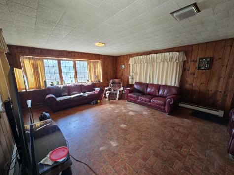 129 W Hill Road Gardiner ME 04345