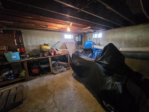 129 W Hill Road Gardiner ME 04345