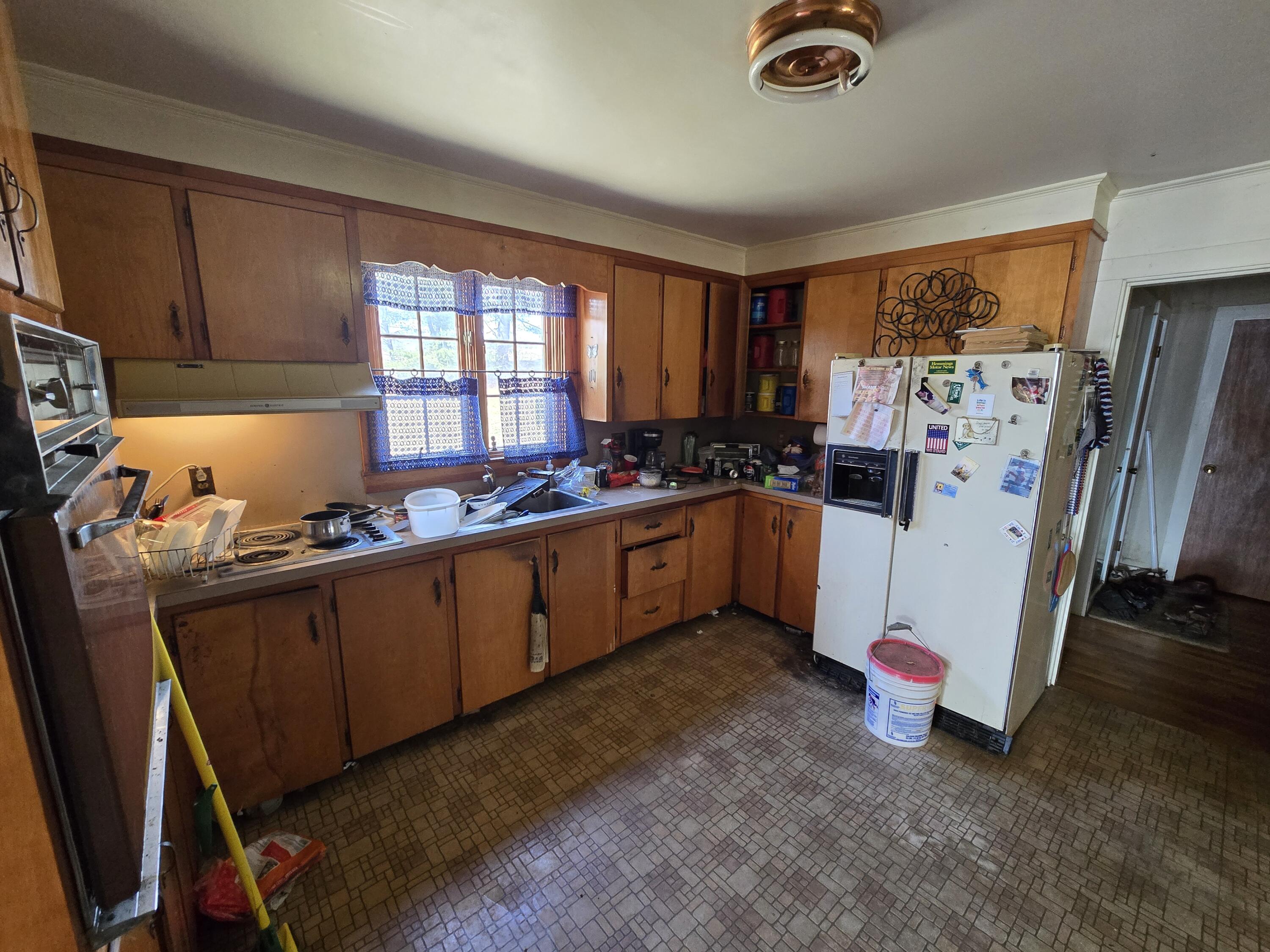 129 W Hill Road Gardiner ME 04345