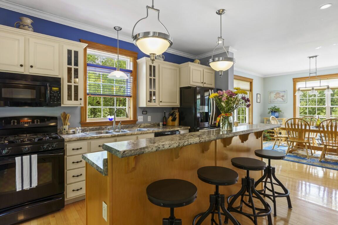 29 Wiscasset Road Boothbay ME 04537