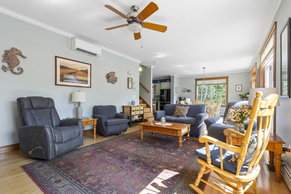 29 Wiscasset Road Boothbay ME 04537