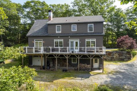 29 Wiscasset Road Boothbay ME 04537