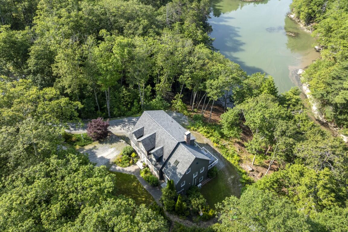 29 Wiscasset Road Boothbay ME 04537