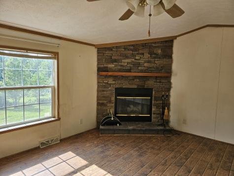 16 Curtis Road Freeport ME 04032