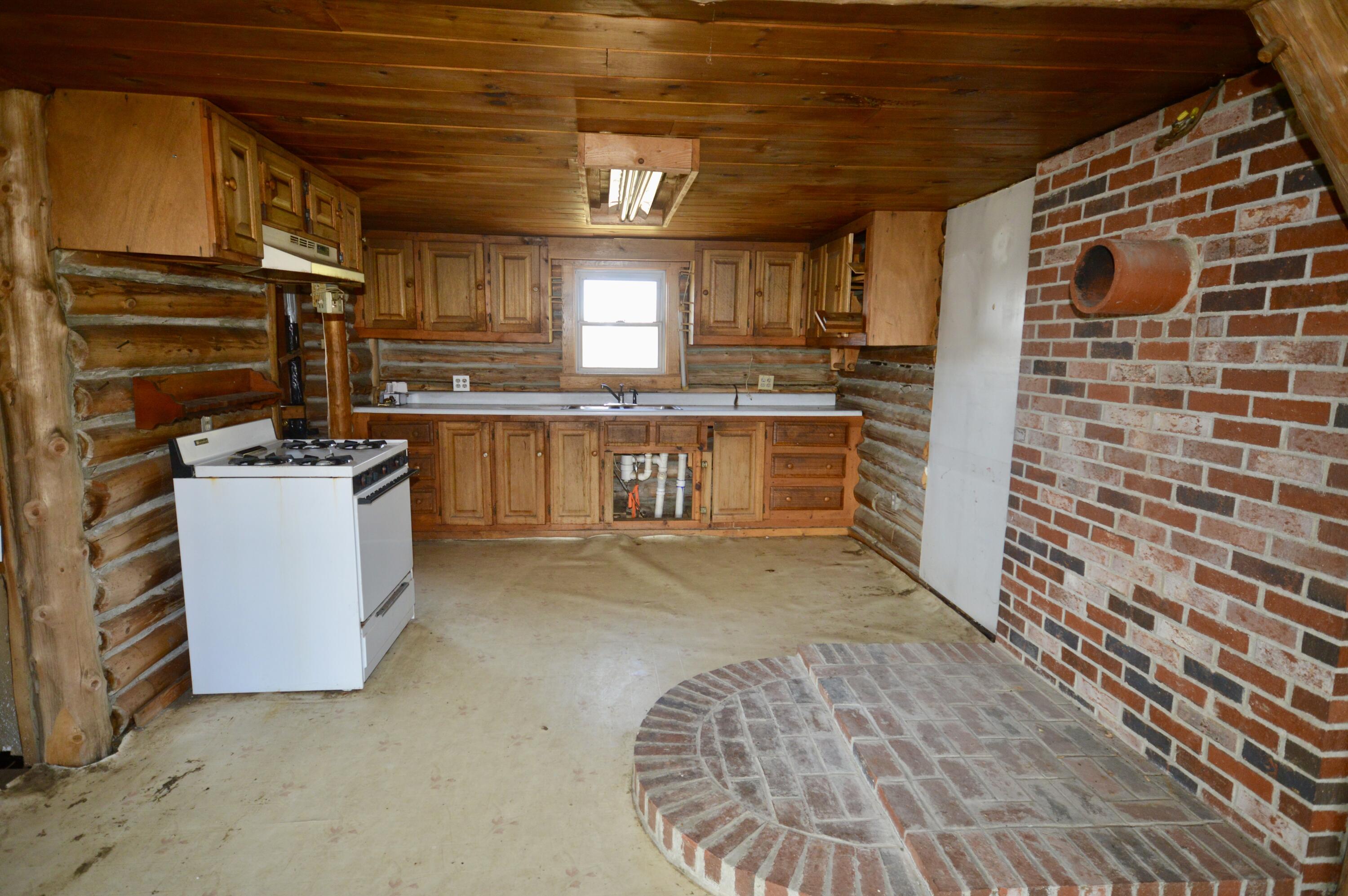 118 North Road Dixmont ME 04932