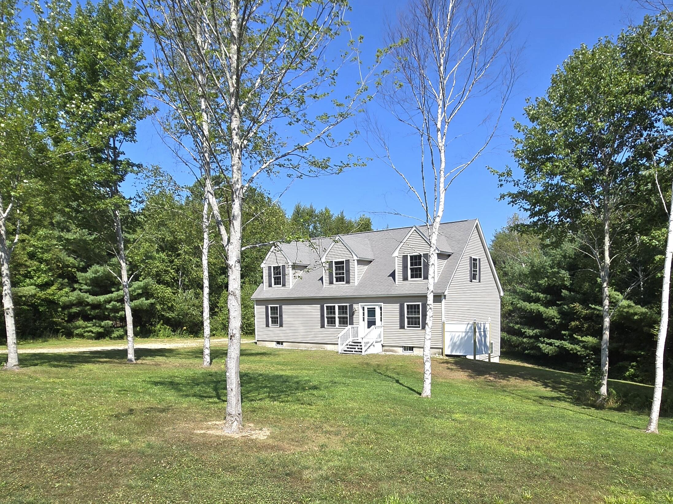 86 Bluebird Road Warren ME 04864