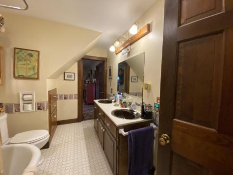 82 Southside Road Bristol ME 04554