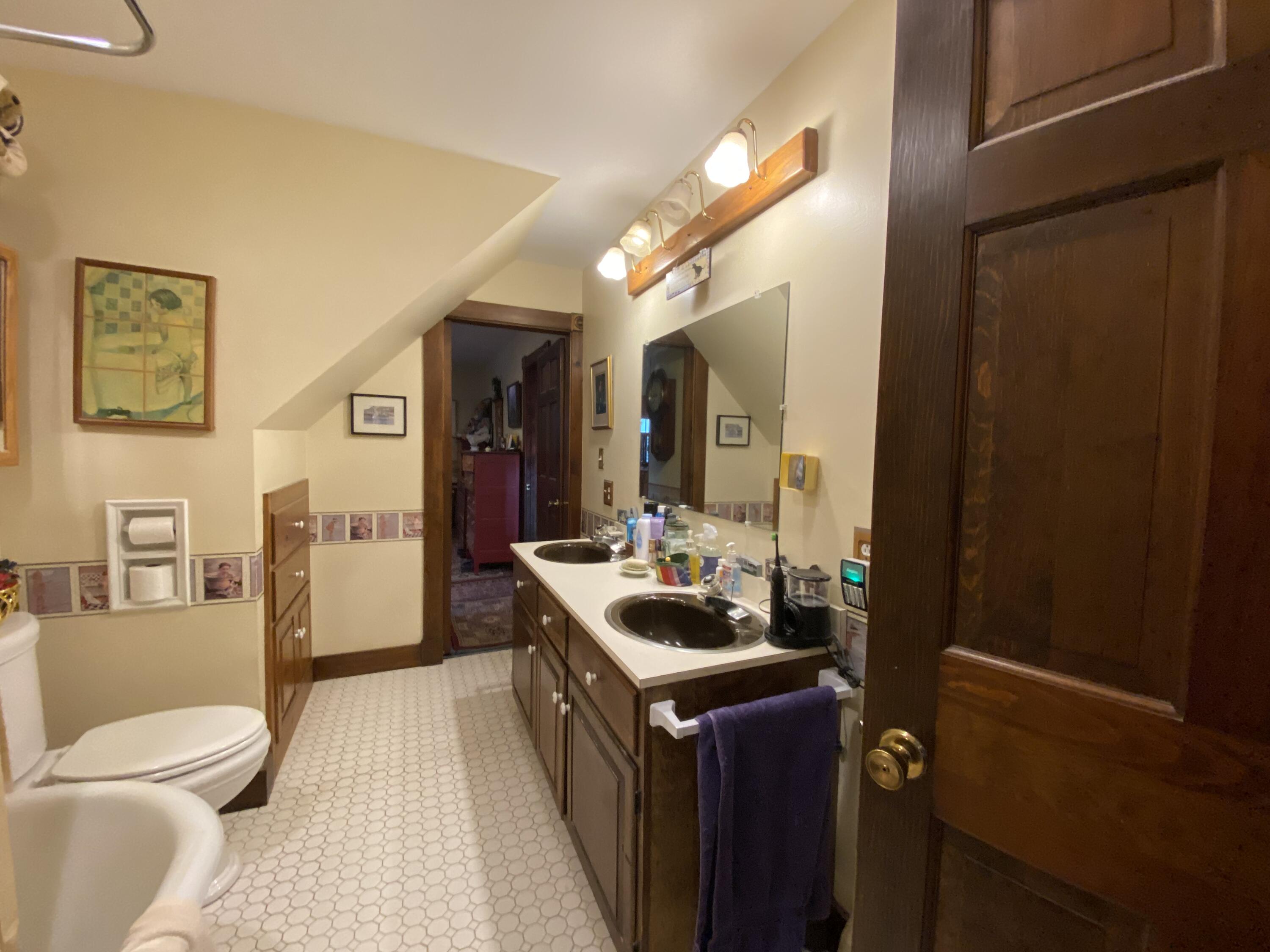 82 Southside Road Bristol ME 04554