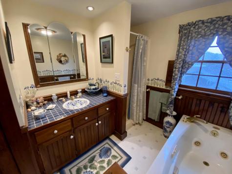 82 Southside Road Bristol ME 04554