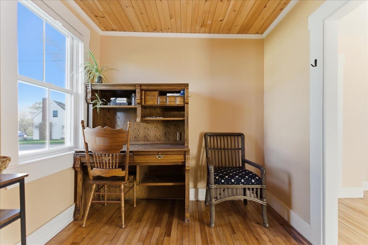 15 Lincoln Street Richmond ME 04357