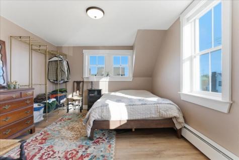 15 Lincoln Street Richmond ME 04357