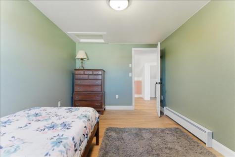 15 Lincoln Street Richmond ME 04357