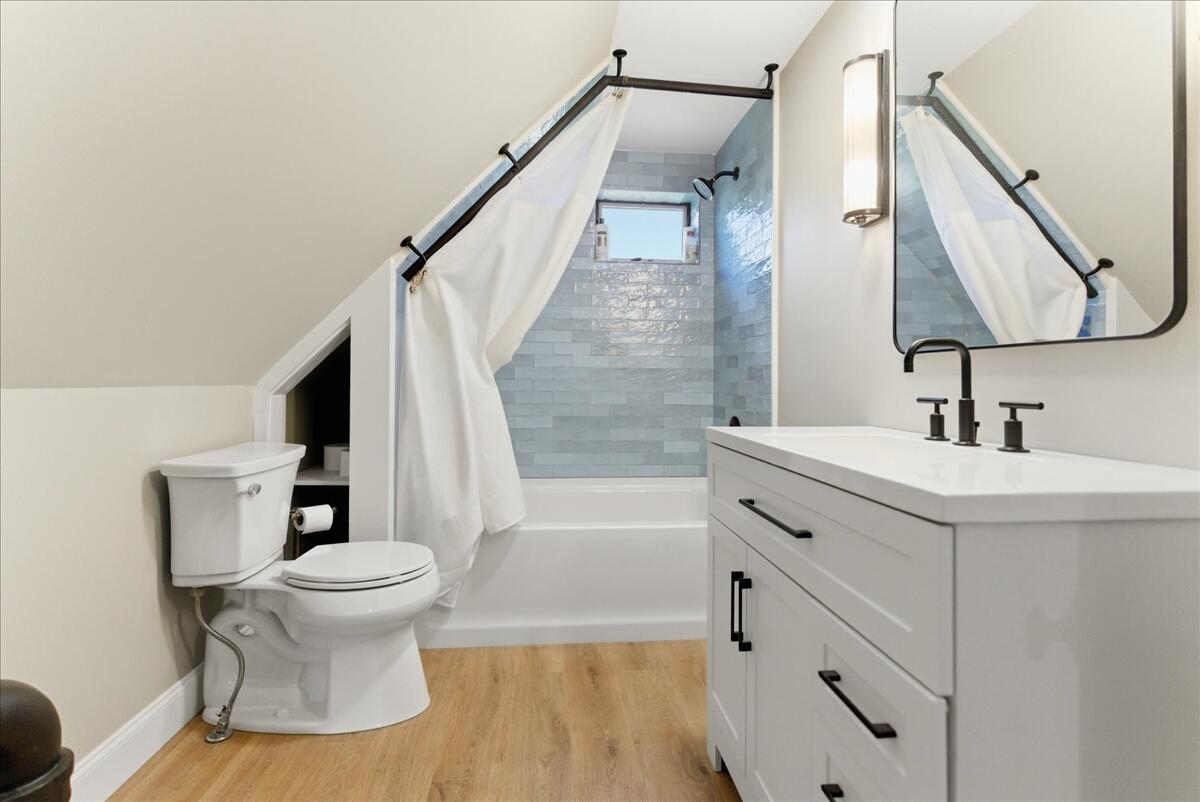 15 Lincoln Street Richmond ME 04357