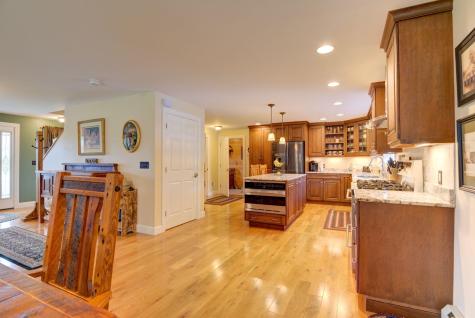 35 Allen Lane Naples ME 04055