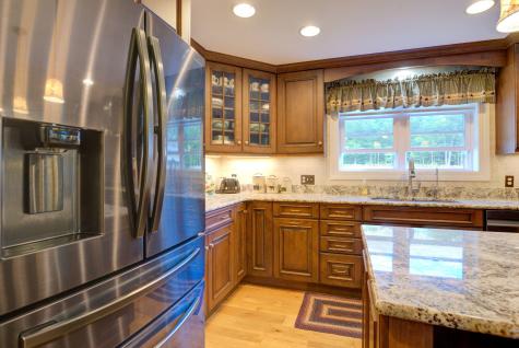 35 Allen Lane Naples ME 04055