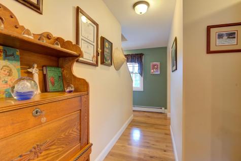 35 Allen Lane Naples ME 04055