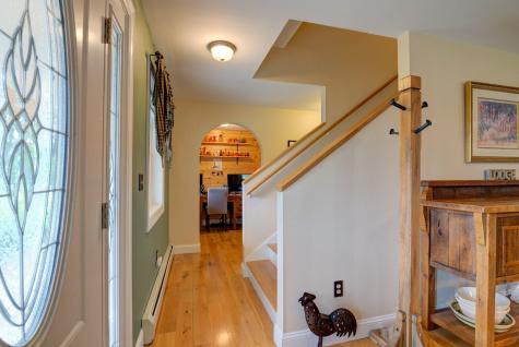 35 Allen Lane Naples ME 04055