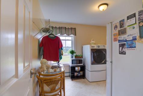35 Allen Lane Naples ME 04055
