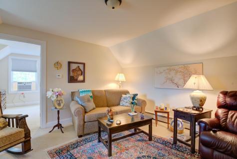35 Allen Lane Naples ME 04055