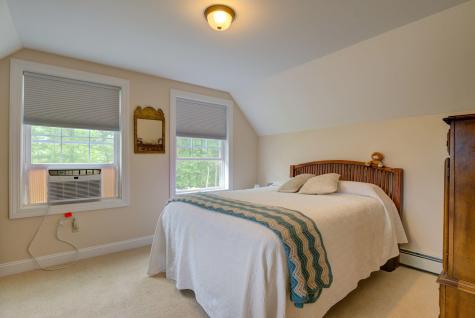 35 Allen Lane Naples ME 04055