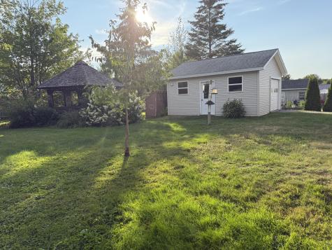 43 Robinhood Drive Brewer ME 04412