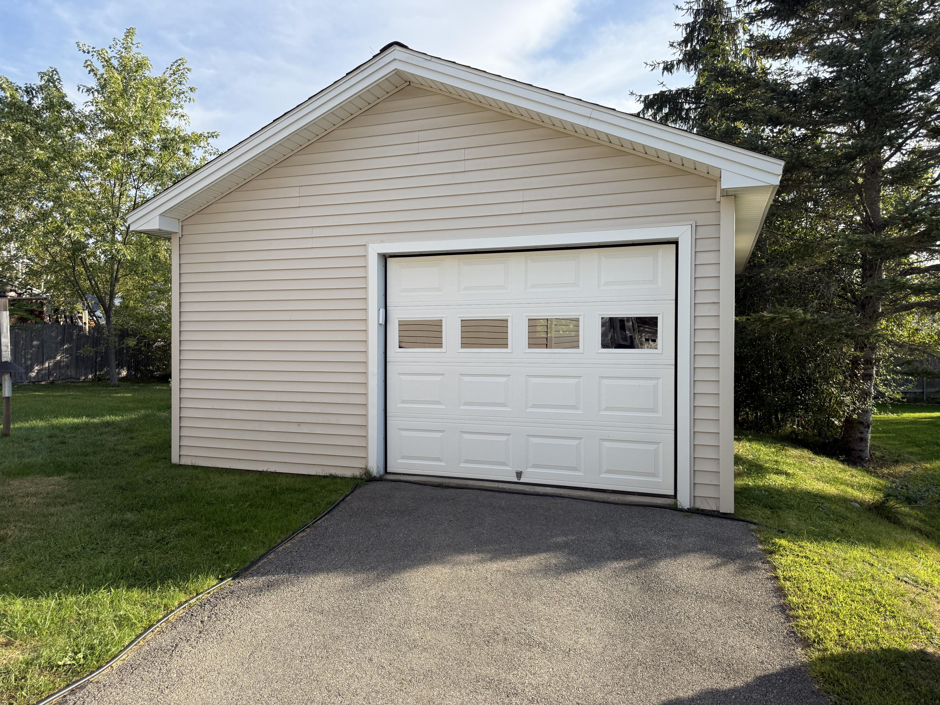 43 Robinhood Drive Brewer ME 04412