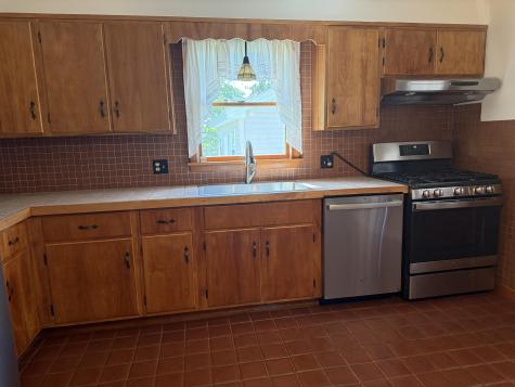 43 Robinhood Drive Brewer ME 04412