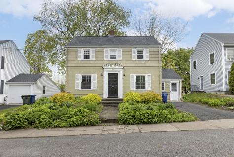 109 Hillside Avenue South Portland ME 04106