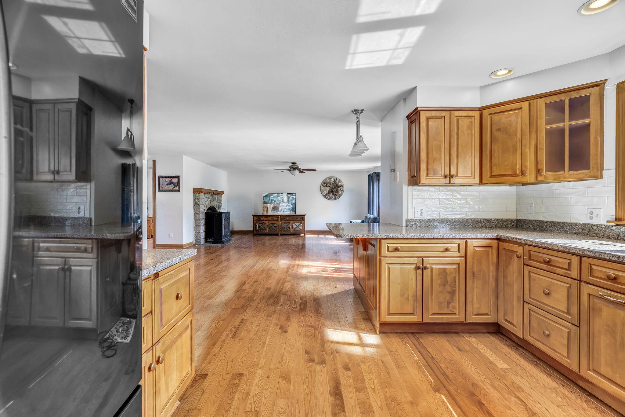 272 Enfield Road Lincoln ME 04457