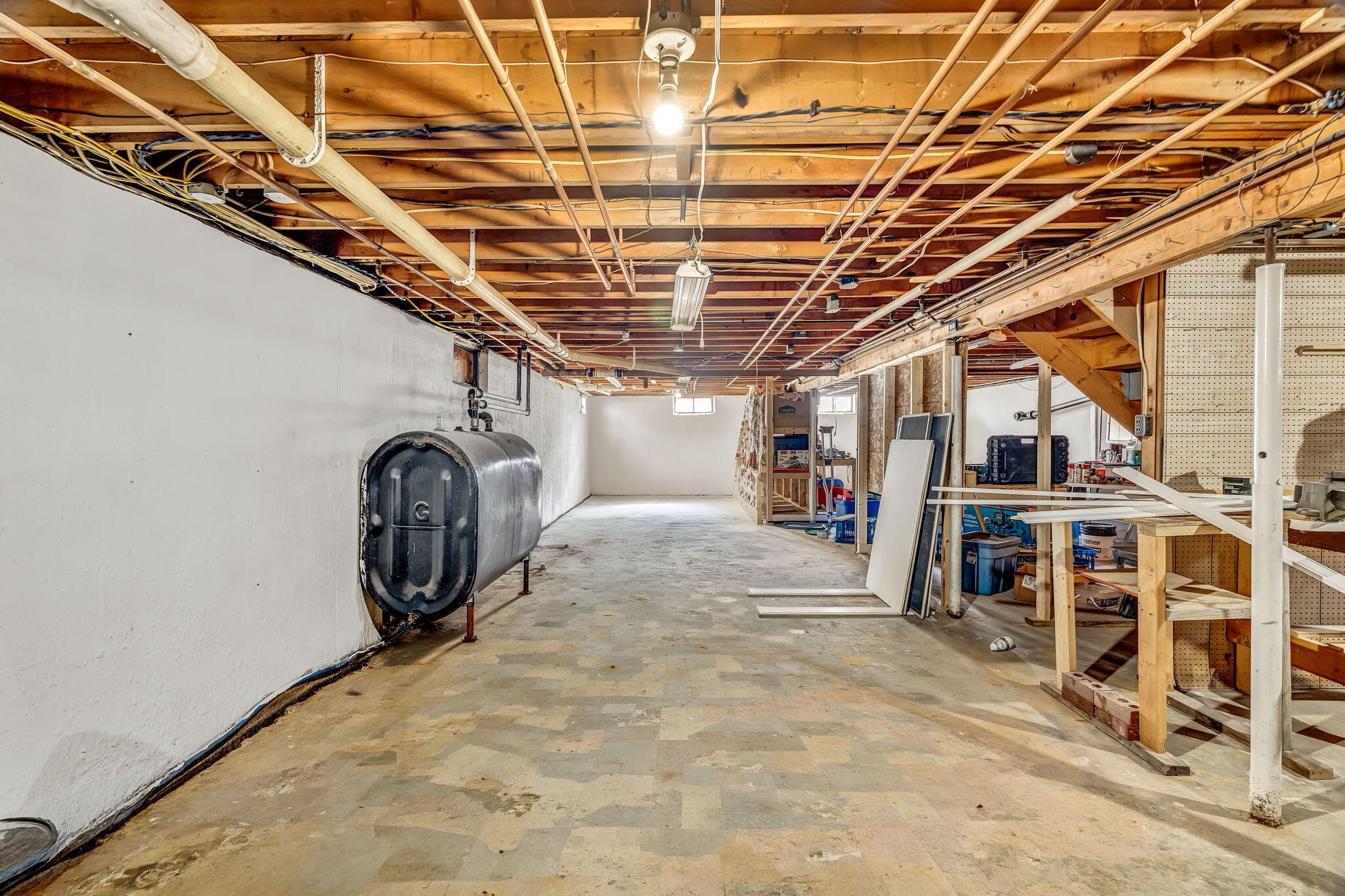 272 Enfield Road Lincoln ME 04457
