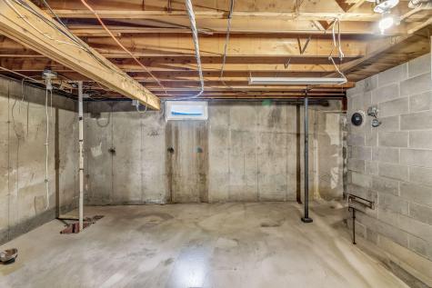 272 Enfield Road Lincoln ME 04457