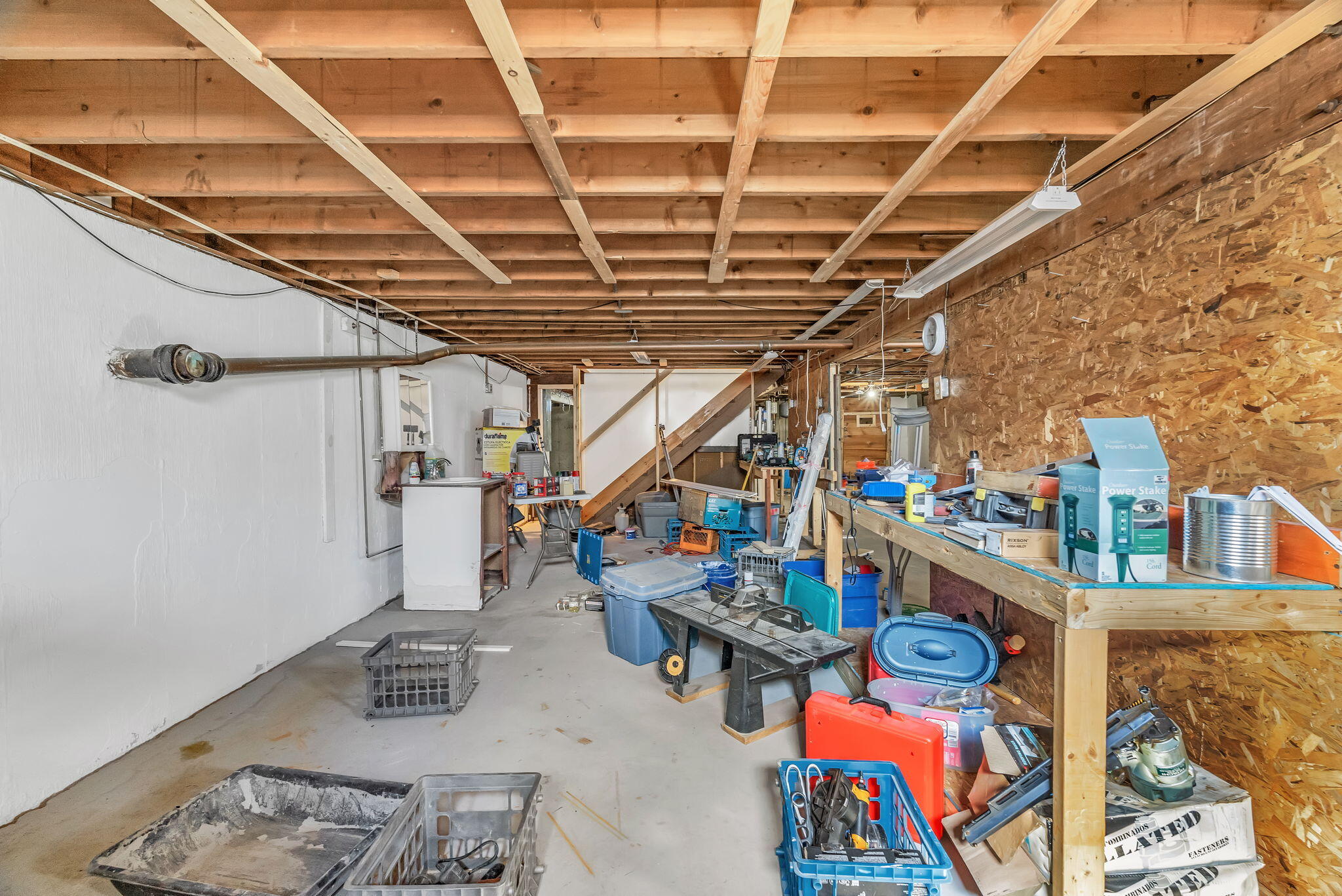 272 Enfield Road Lincoln ME 04457