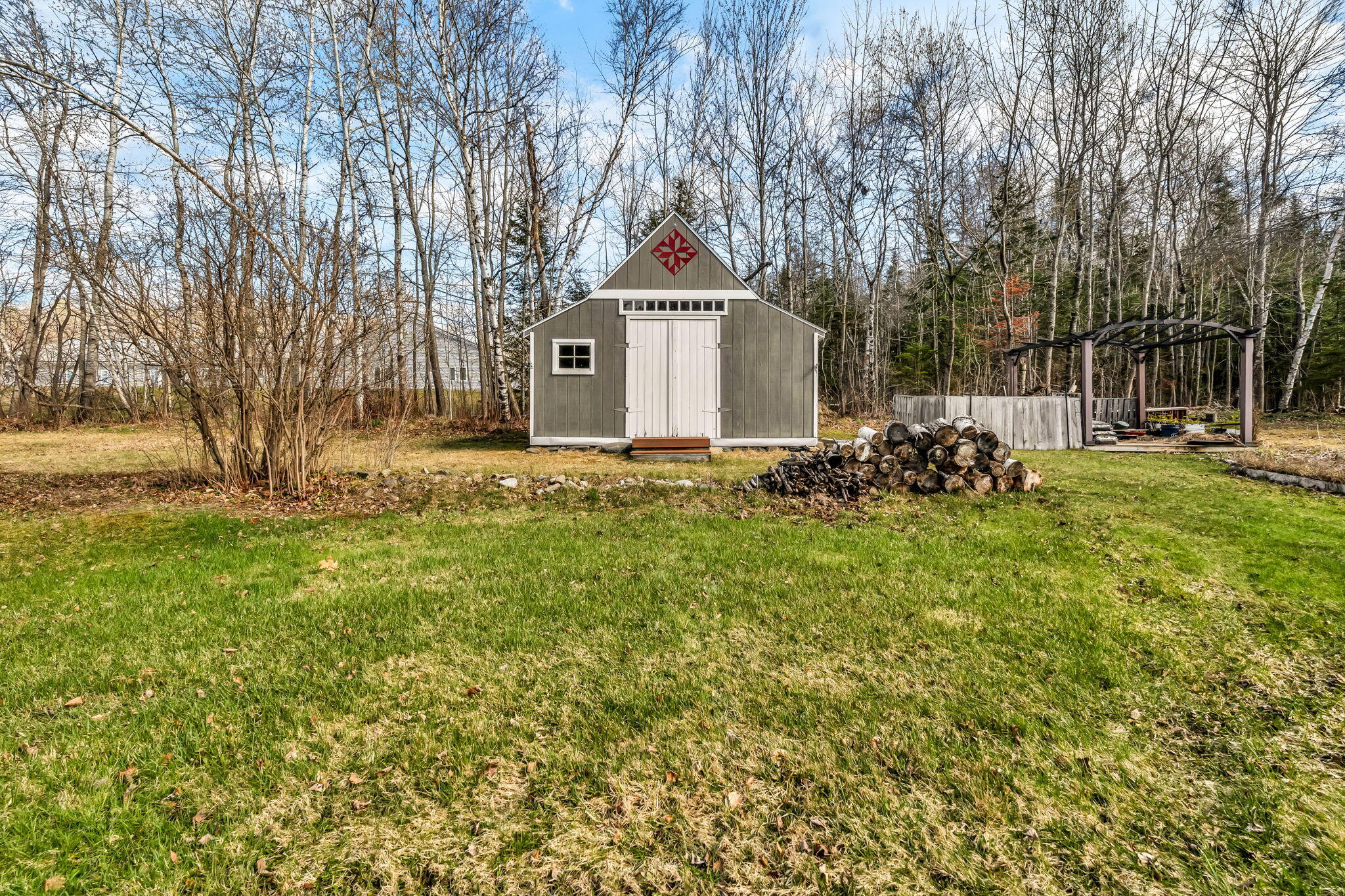 272 Enfield Road Lincoln ME 04457