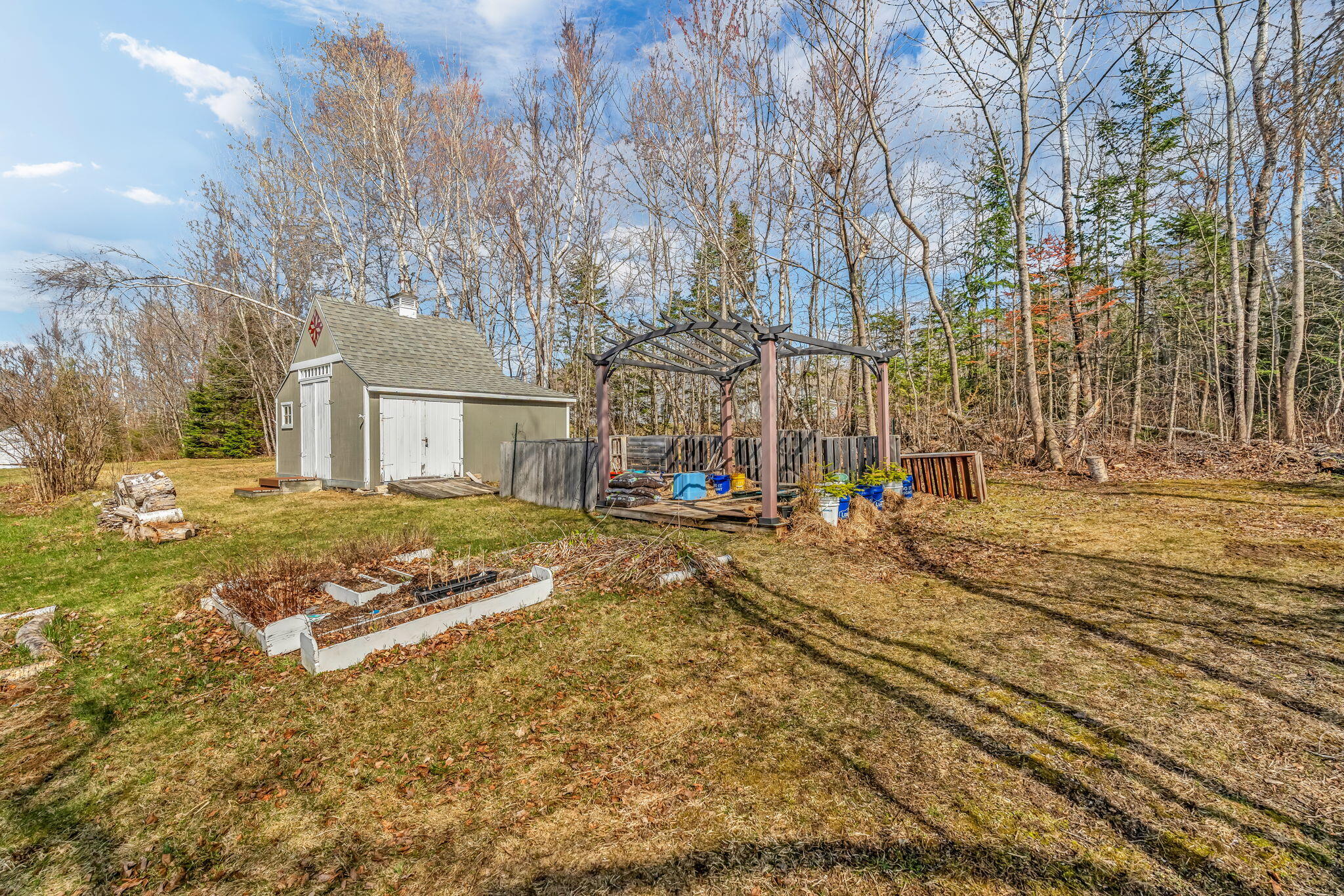 272 Enfield Road Lincoln ME 04457