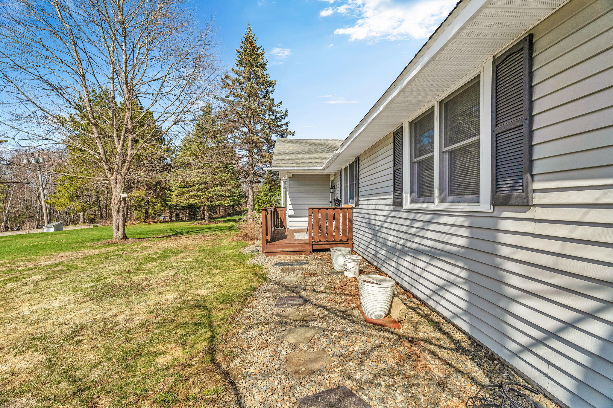272 Enfield Road Lincoln ME 04457