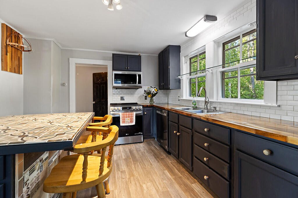 1278 Naples Road Harrison ME 04040