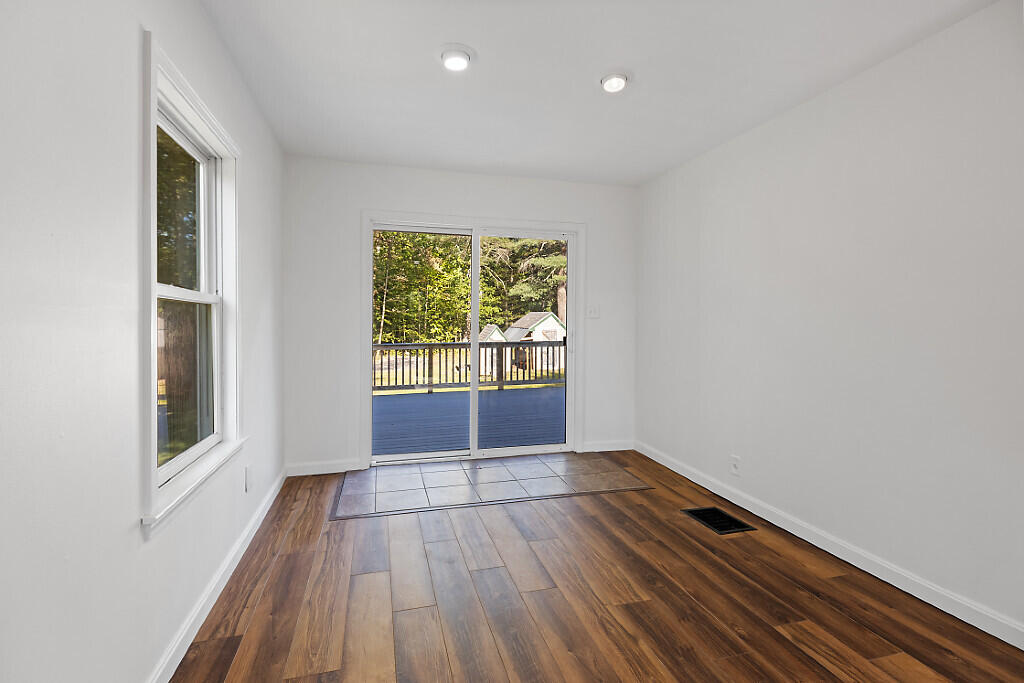 1278 Naples Road Harrison ME 04040