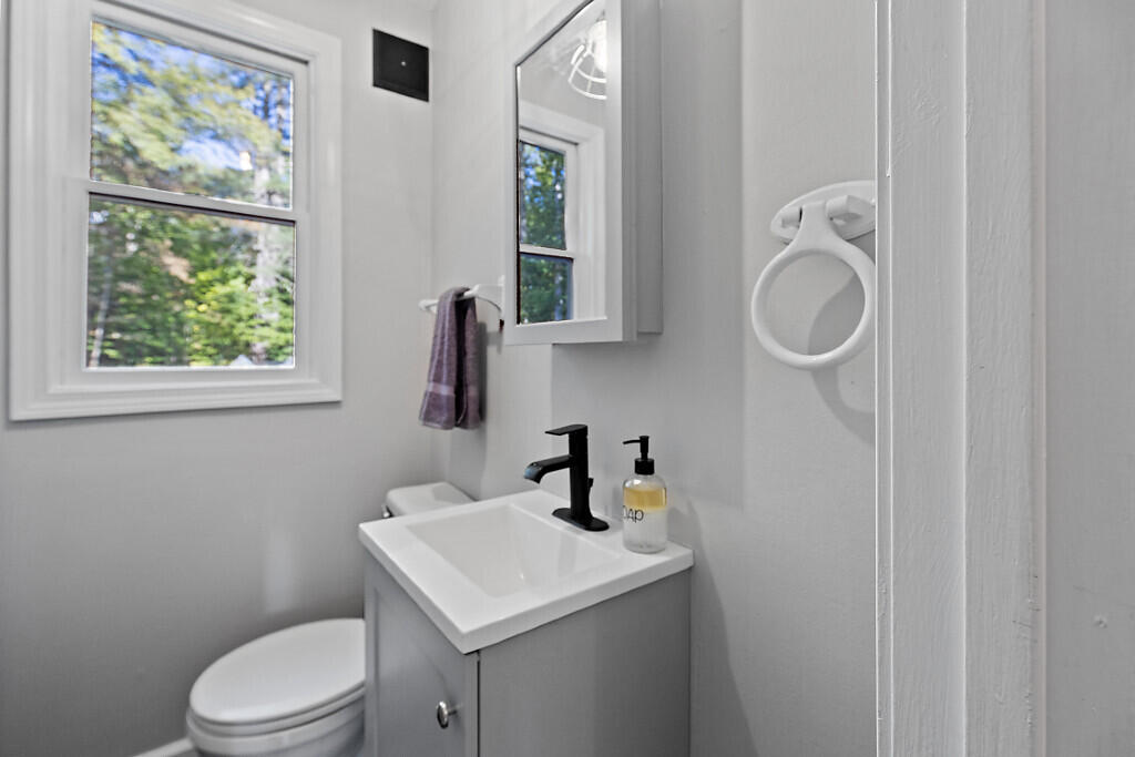 1278 Naples Road Harrison ME 04040