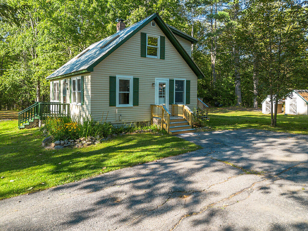 1278 Naples Road Harrison ME 04040
