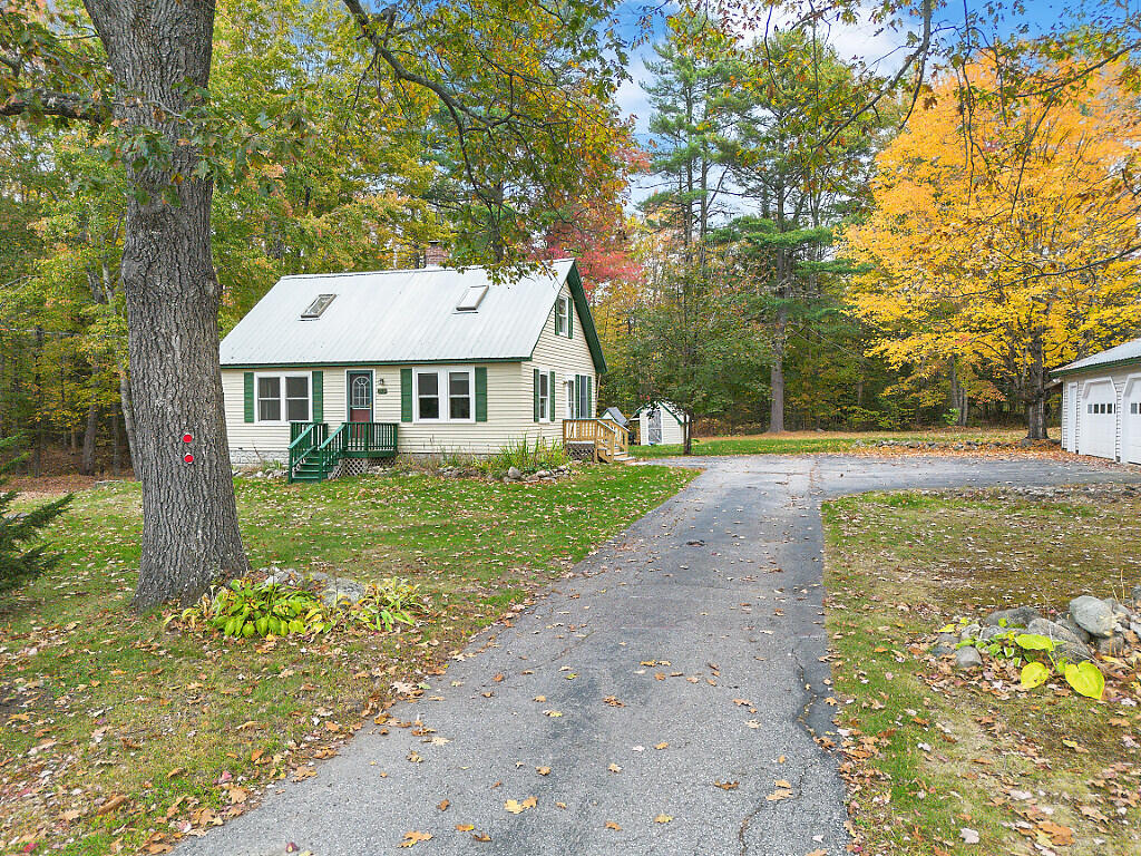 1278 Naples Road Harrison ME 04040