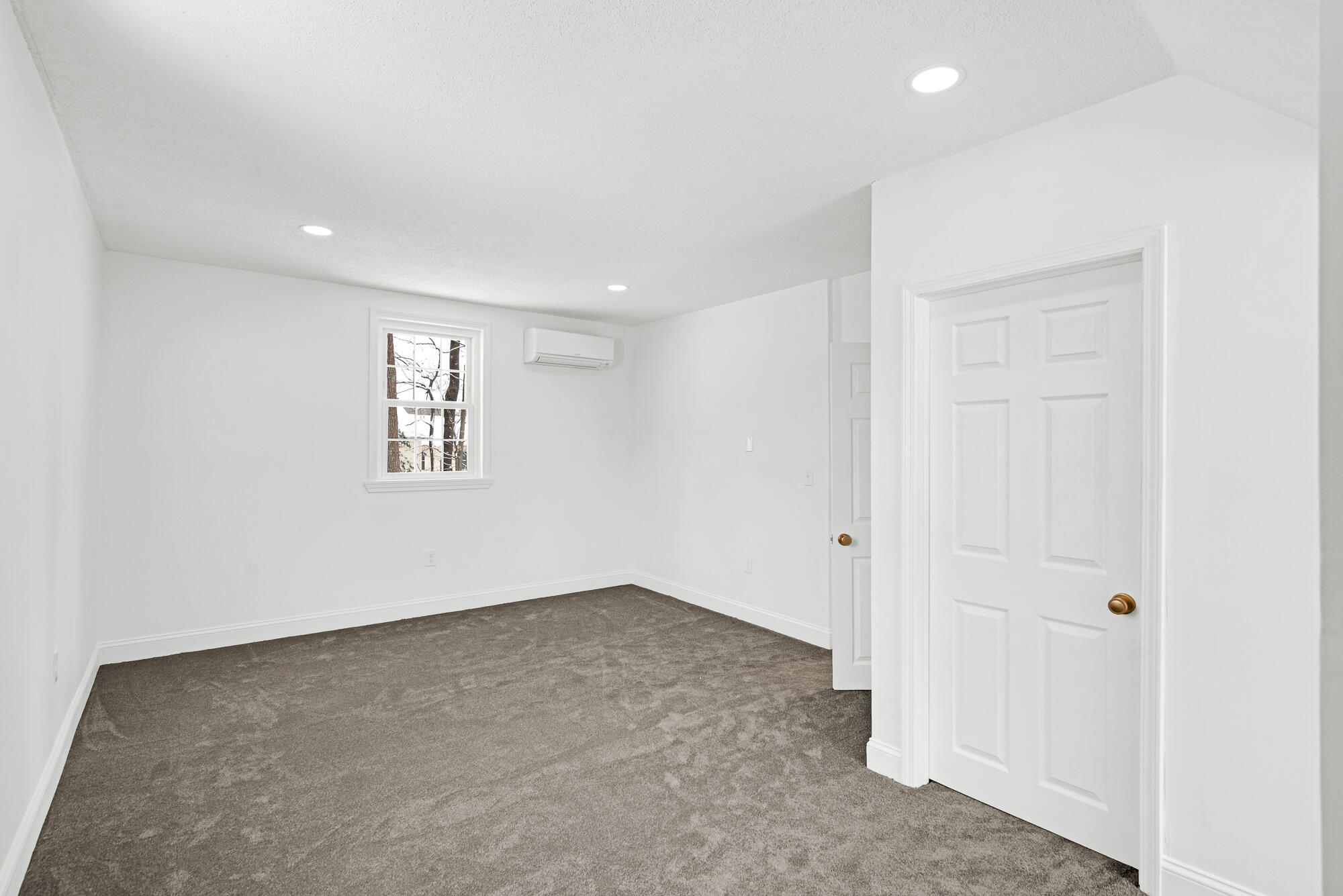 7 Winterbrook Drive York ME 03909