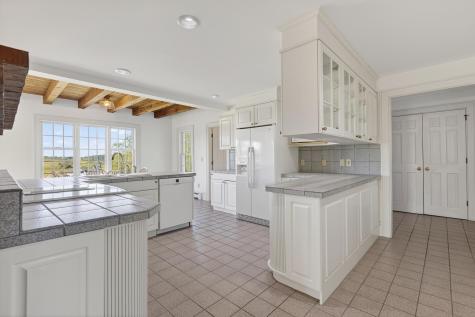 15 Wainwright Drive Cape Elizabeth ME 04107