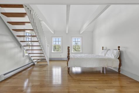 15 Wainwright Drive Cape Elizabeth ME 04107