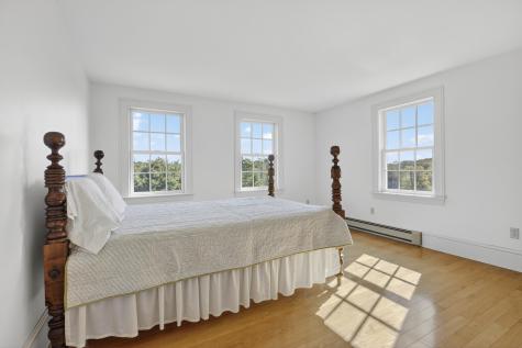 15 Wainwright Drive Cape Elizabeth ME 04107