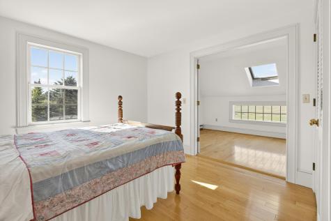 15 Wainwright Drive Cape Elizabeth ME 04107