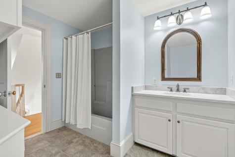 15 Wainwright Drive Cape Elizabeth ME 04107