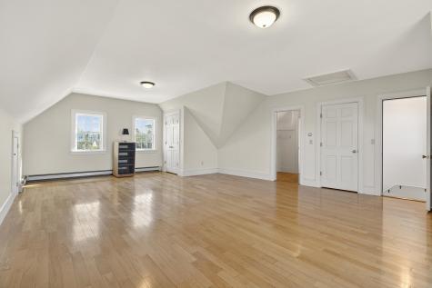 15 Wainwright Drive Cape Elizabeth ME 04107