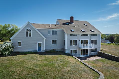 15 Wainwright Drive Cape Elizabeth ME 04107